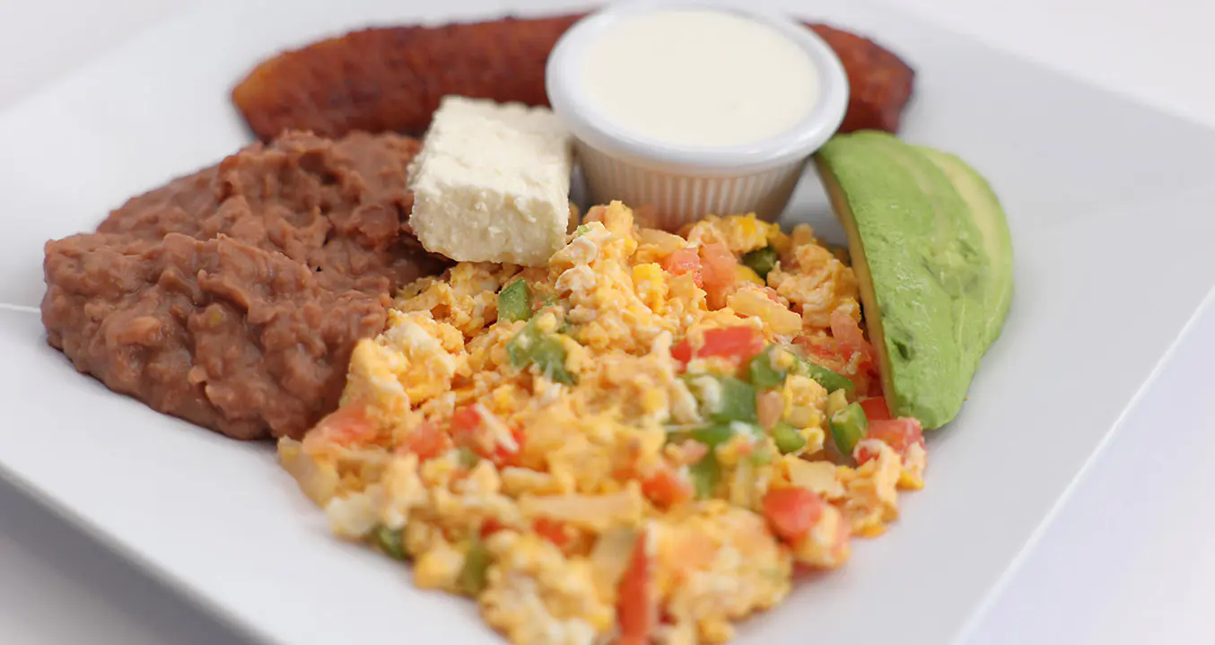 Salvadoran breakfast in Chelsea MA at Los Pinos